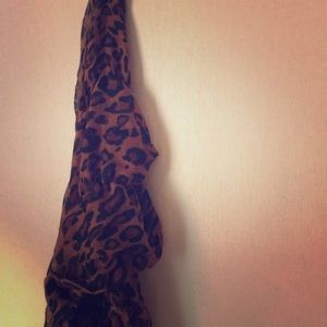 Leopard print scarf